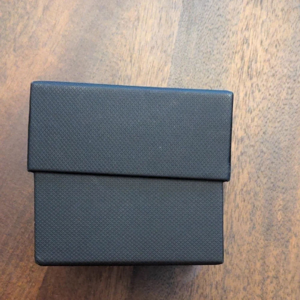 Coach Black Box Set with Cushion